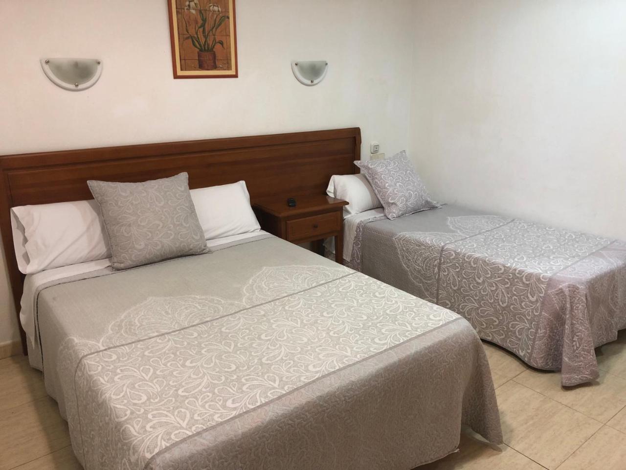 Hostal 82 Olías del Rey Extérieur photo